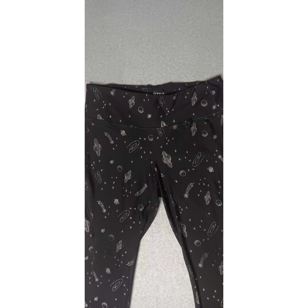 Torrid Active Legging Yoga Pants Womens Size 2 Black Celestial Planets Galaxy... - Picture 6 of 10